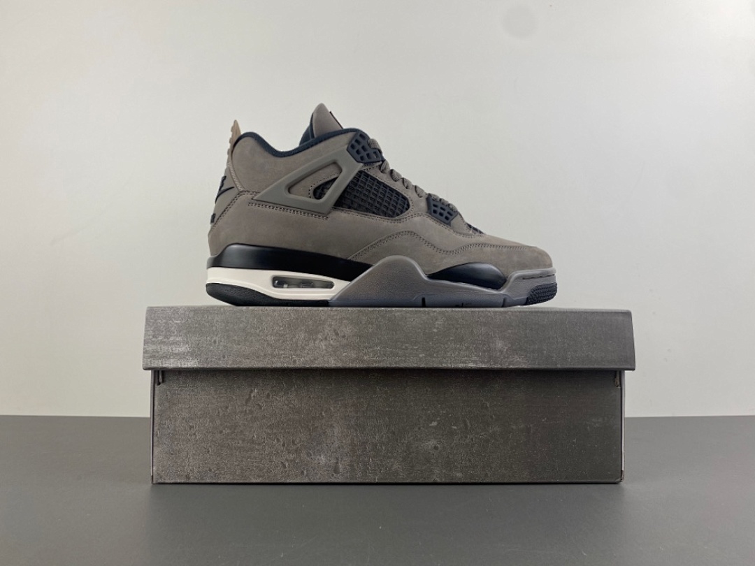 Cave Stone AJ4 photo 8