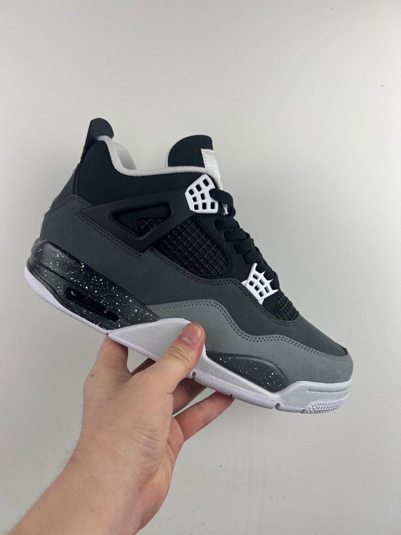 Air Jordan 4 Fear rep
