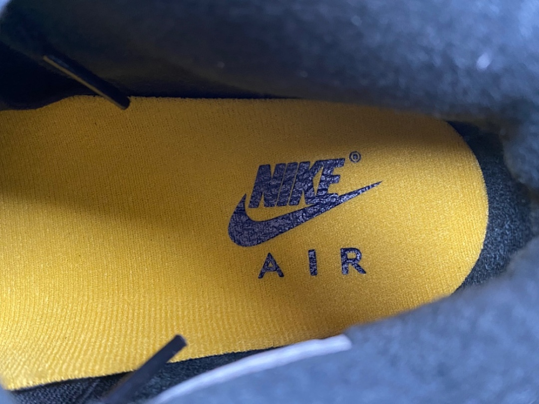Lakers (Lakeshow) AJ4 photo 4