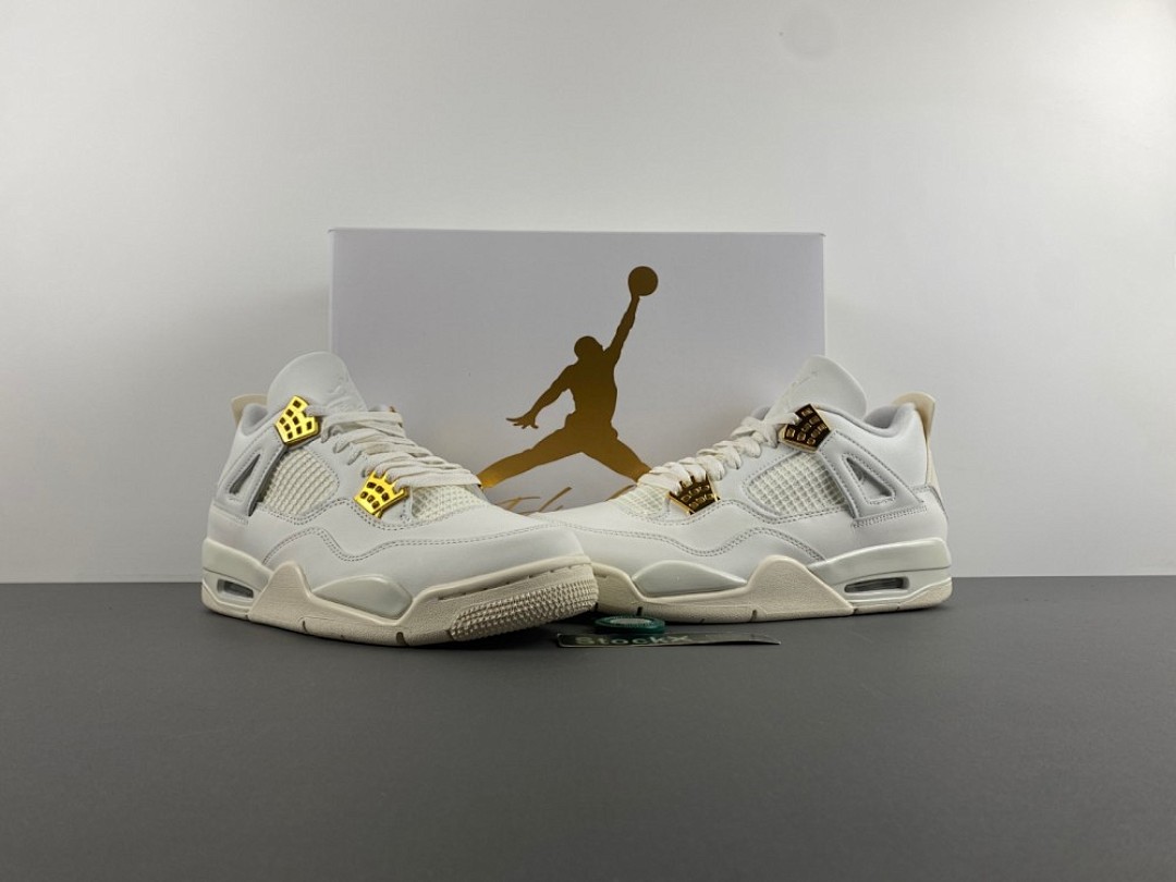 Pure Money / Metallic Gold AJ4 photo 1